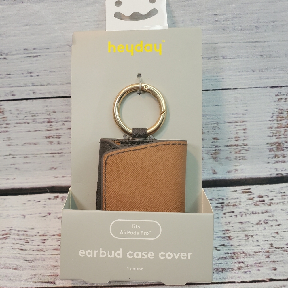 Heyday Earbud Case Cover Brown Faux Leather Fits AirPods Pro